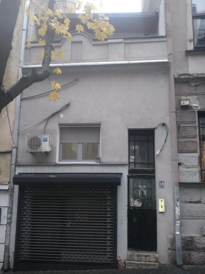 Studio 10 Belgrade Luaran gambar